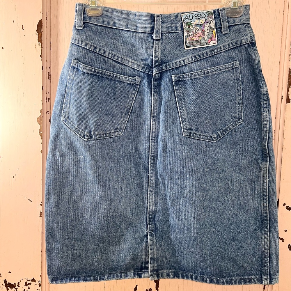 Vintage 1980’s Alessio Women's Light Blue Denim High Waist Pencil Skirt